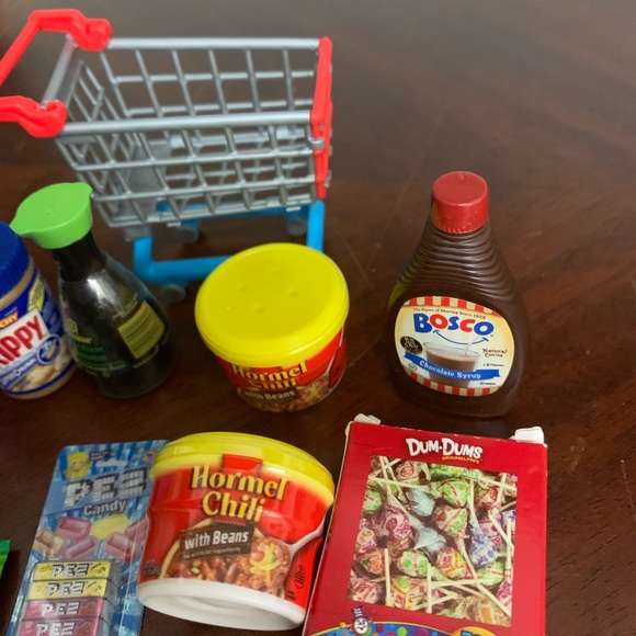 Set of 12 5 Surprise Food Mini Brand Toys - Picture 2 of 5